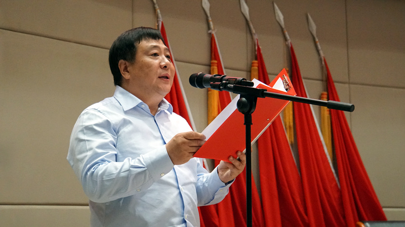 集团金辉在市国资委系统庆祝建党97周年赞美会上诵读《梁家河》节选