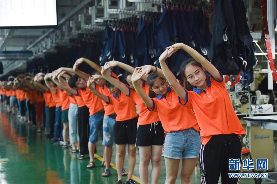 （新华全媒头条·壮阔东方潮　奋进新时期——庆祝鼎新盛开40年·图文互动）（6）敢为全国先 爱拼才会赢——“晋江经验”启迪录 